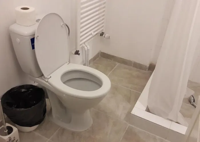 The Floor Piata Unirii Centru Vechi